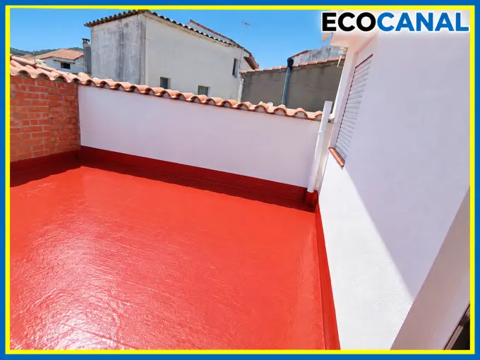 Ejemplo de trabajo de canalones, cubiertas, pérgolas e impermeabilización ejecutado por Cubiertas Ecocanal