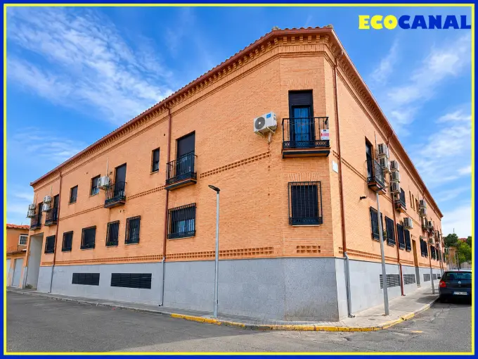 Ejemplo de trabajo de canalones, cubiertas, pérgolas e impermeabilización ejecutado por Cubiertas Ecocanal